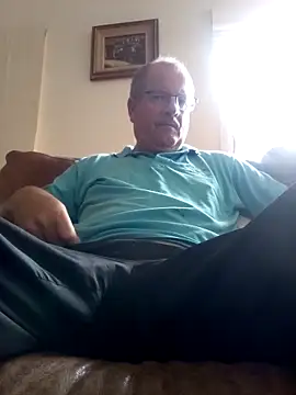 stiffandlubedxh online show from December 6, 11:25 pm