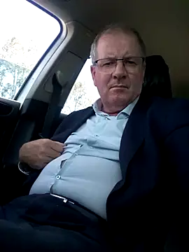 stiffandlubedxh online show from December 11, 2:19 am