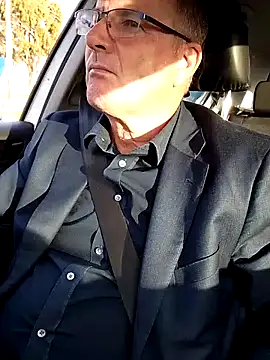 stiffandlubedxh online show from January 19, 8:19 pm