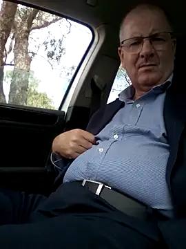 stiffandlubedxh online show from February 19, 2:12 am