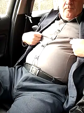 stiffandlubedxh online show from October 12, 9:25 pm