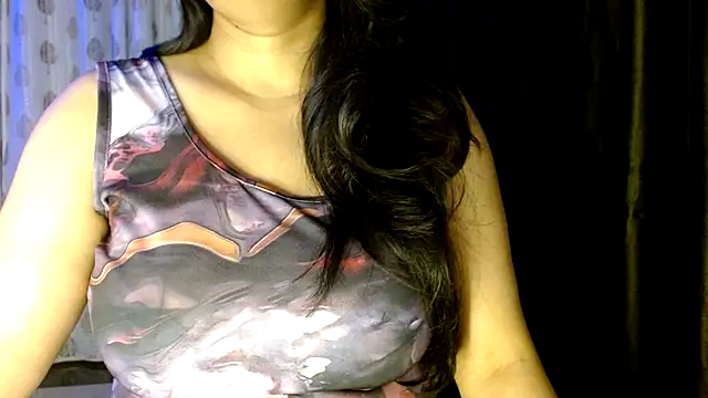 janifer001 online show from February 7, 12:14 am