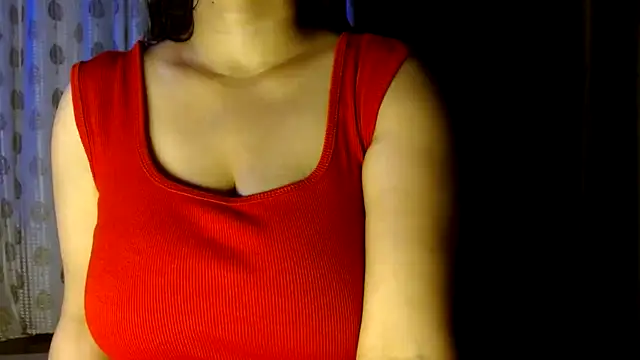 janifer001 online show from February 19, 12:39 am