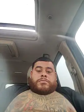 Snapshot of Martinez7233 chatting on December 3, 8:18 pm Martinez7233 online show from December 3, 8:18 pm