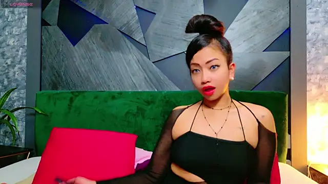 ElyaQuinn online show from February 8, 10:07 am