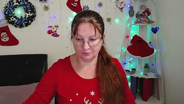 VanessaHotts online show from December 26, 2:05 pm