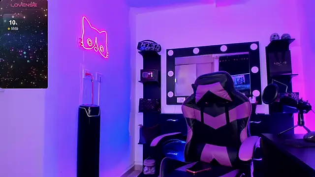 miss kitty online show from March 31, 12:34 am