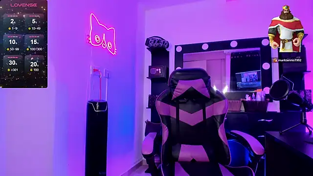 miss kitty online show from April 15, 1:34 am