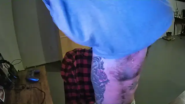 Snapshot of mandjpuff2 chatting on November 30, 3:54 am mandjpuff2 online show from November 30, 3:54 am