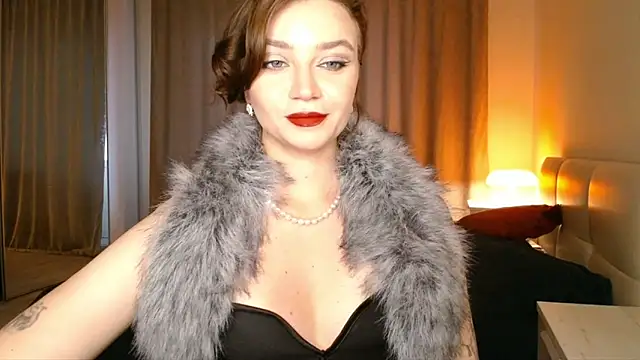 Snapshot of Shadow_Passion chatting on October 31, 7:09 am Shadow Passion online show from October 31, 7:09 am