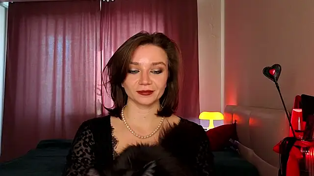 Snapshot of Shadow_Passion chatting on February 6, 7:12 am Shadow Passion online show from February 6, 7:12 am