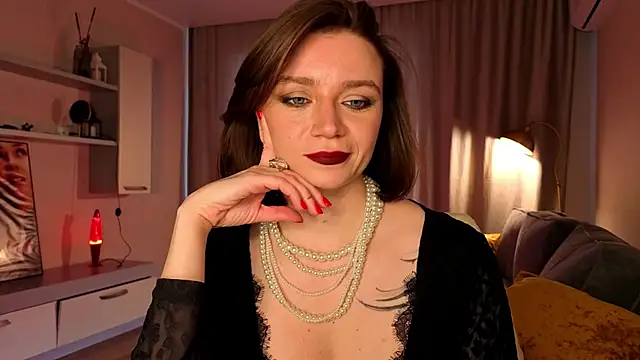 Snapshot of Shadow_Passion chatting on April 6, 7:09 am Shadow Passion online show from April 6, 7:09 am