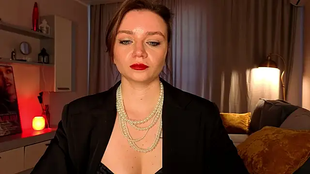 Snapshot of Shadow_Passion chatting on April 12, 7:13 am Shadow Passion online show from April 12, 7:13 am