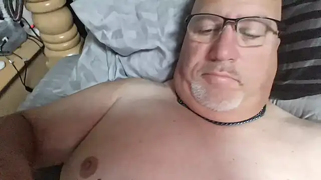 Bigbear0563 online show from October 14, 3:57 pm