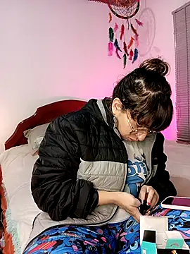 Piafisher1 online show from February 20, 1:13 am