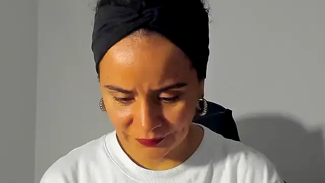 Sami Hotie1 online show from November 9, 8:51 pm