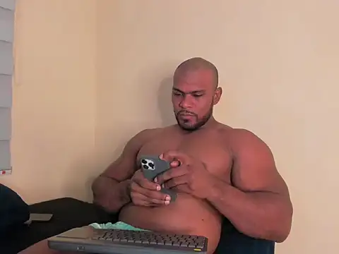 Snapshot of Tyler_Waka01 chatting on April 13, 9:20 pm Tyler Waka01 online show from April 13, 9:20 pm