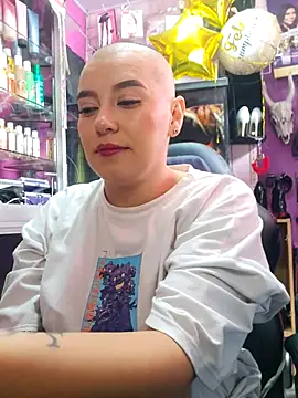 TamySweetness online show from March 2, 3:05 pm