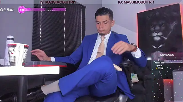 massimo g online show from December 11, 1:28 pm
