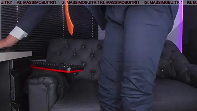 massimo g online show from January 12, 2:11 pm