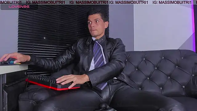 massimo g online show from April 15, 11:49 pm