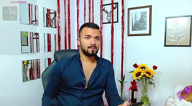 Snapshot of mathew_vidal1 chatting on February 14, 5:09 am mathew vidal1 online show from February 14, 5:09 am
