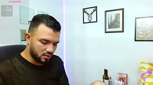 Snapshot of mathew_vidal1 chatting on March 4, 2:49 am mathew vidal1 online show from March 4, 2:49 am