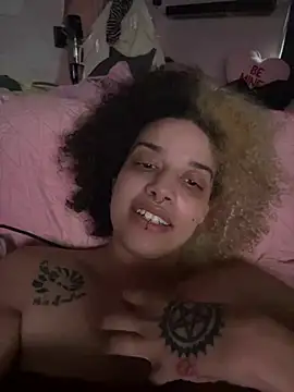 SleepingBeautyBabyGirll online show from June 19, 2:32 pm