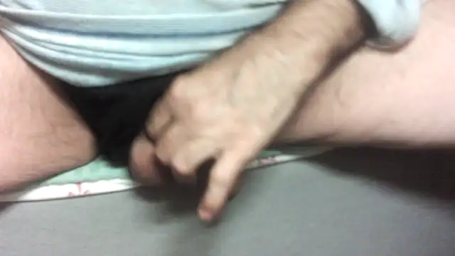 Snapshot of marcello21cm chatting on February 15, 7:32 pm marcello21cm online show from February 15, 7:32 pm