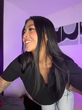 meganjames1 online show from October 23, 11:24 pm