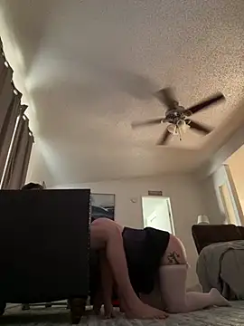 KatDaddie9886 online show from February 6, 9:17 pm