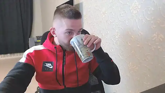 Snapshot of Marselle_Laker chatting on January 8, 10:06 pm Marselle Laker online show from January 8, 10:06 pm