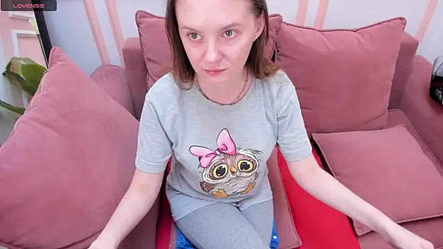 Snapshot of JannaVerdi_ chatting on October 13, 6:24 am JannaVerdi online show from October 13, 6:24 am