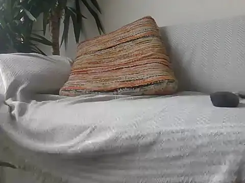 Snapshot of reslerkek31 chatting on October 26, 8:42 am reslerkek31 online show from October 26, 8:42 am