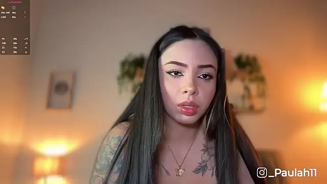 Snapshot of Paulah_x chatting on November 15, 9:43 pm Paulah x online show from November 15, 9:43 pm