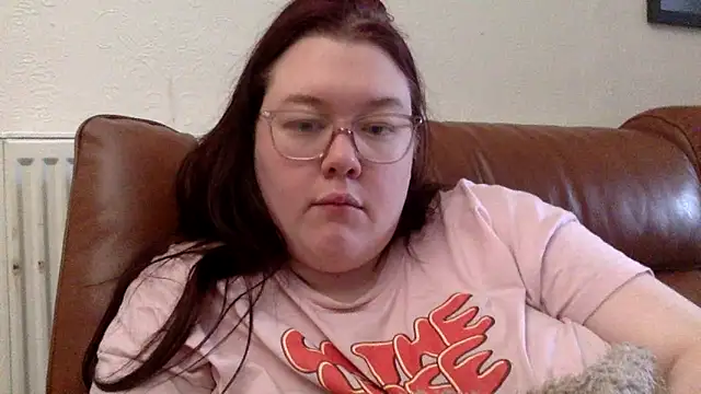 Snapshot of Sexycurvyemilyy chatting on September 10, 1:11 pm Sexycurvyemilyy online show from September 10, 1:11 pm