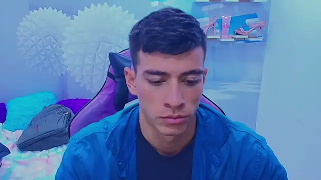 Snapshot of DEIBY_BABY chatting on November 20, 8:52 pm DEIBY BABY online show from November 20, 8:52 pm