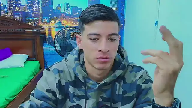 Snapshot of DEIBY_BABY chatting on December 5, 8:27 pm DEIBY BABY online show from December 5, 8:27 pm