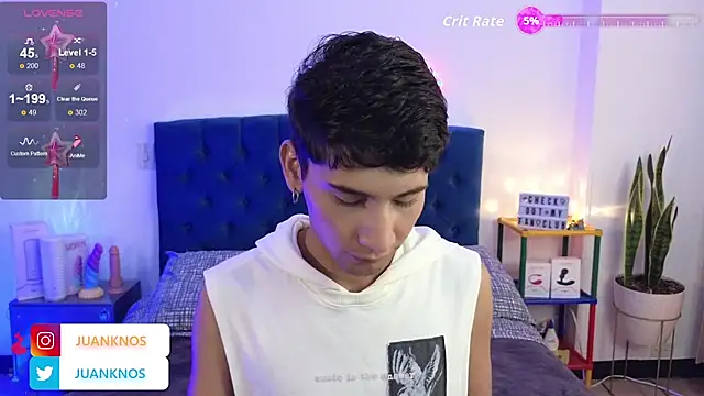 by pandora online show from October 23, 5:55 pm