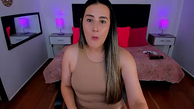 Hanna86 online show from October 8, 8:28 pm