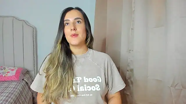 Hanna86 online show from December 4, 9:01 pm