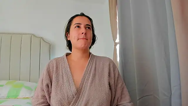 Hanna86 online show from July 3, 2:56 pm