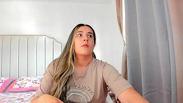 Hanna86 online show from July 26, 7:43 pm