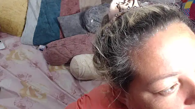 Snapshot of marie_olsenhot chatting on March 2, 6:40 pm marie olsenhot online show from March 2, 6:40 pm