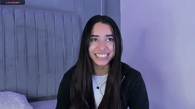 AmyOlimpo online show from January 3, 5:39 am