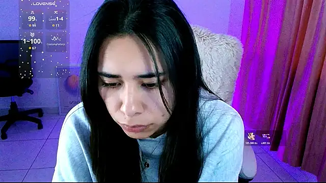 Snapshot of AmyOlimpo chatting on November 21, 5:28 am AmyOlimpo online show from November 21, 5:28 am