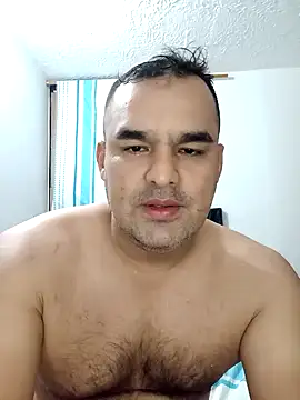 Snapshot of Angeelus2 chatting on December 25, 1:10 am Angeelus2 online show from December 25, 1:10 am