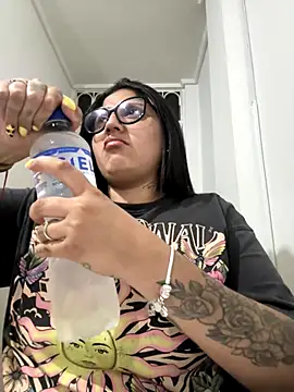 croftsmila online show from October 19, 3:07 am