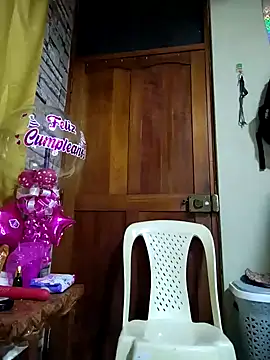 WanOn3Fanny online show from December 22, 1:12 am