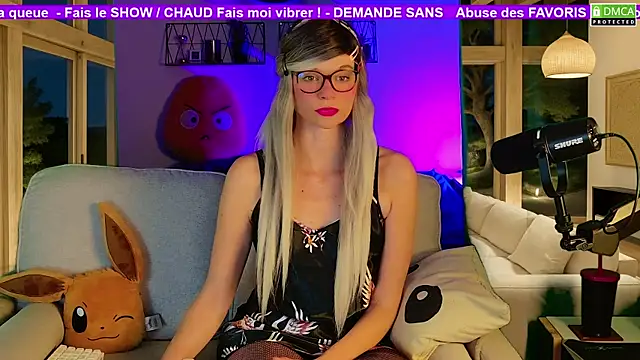 Kittychatte online show from November 10, 9:03 pm